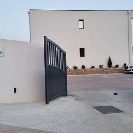 Palazzu B Reservation 3 Nuits Minimum Ajaccio  Exteriör bild